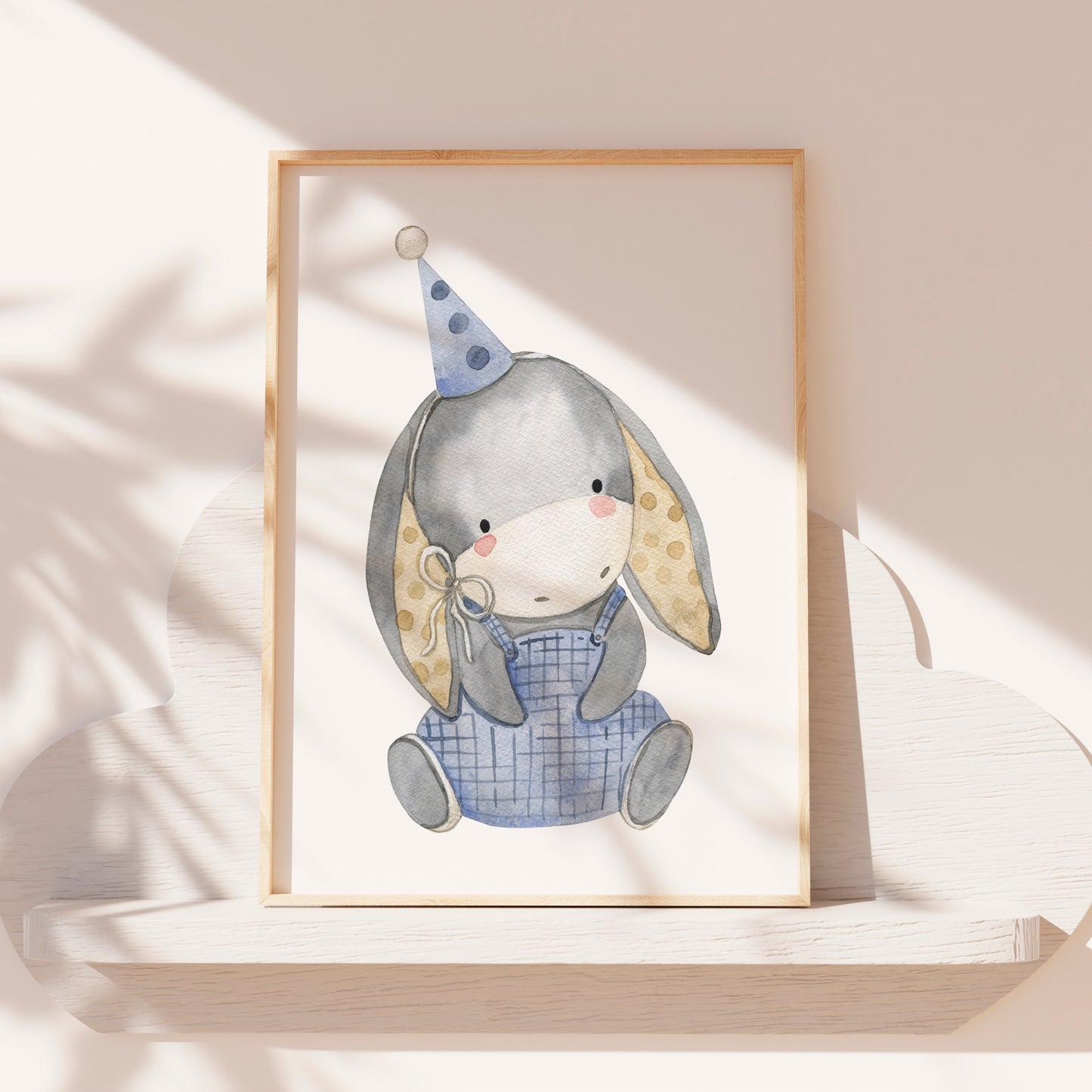 Poster Eselchen A4 & A3: Liebevoll gestaltetes Kinderzimmer-Poster mit süßem Design und detaillierter Illustration, auf hochwertigem 300g Naturpapier matt gedruckt.