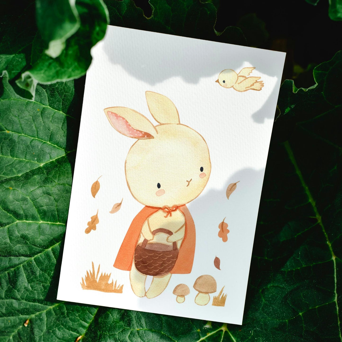 Postkarte Karte Hase & Herbstwald A6; liebevolle Hasen-Zeichnung in Herbstmotiv, auf hochwertigem 300g Naturpapier gedruckt.