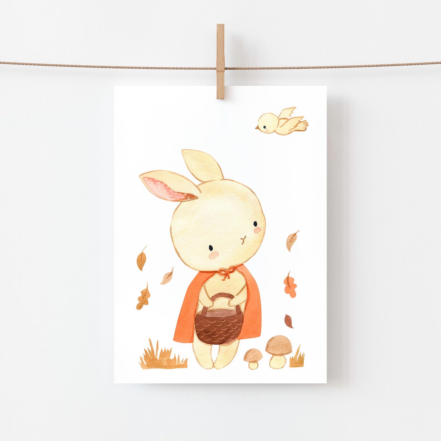 Postkarte Karte Hase & Herbstwald A6: Aquarell, Hase mit einem Korb und einem Vogel, ideal für Herbstgrüße und Dekoration.