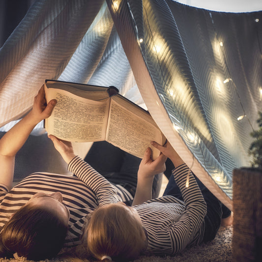 Vorlesen: So wird der Familienabend besonders