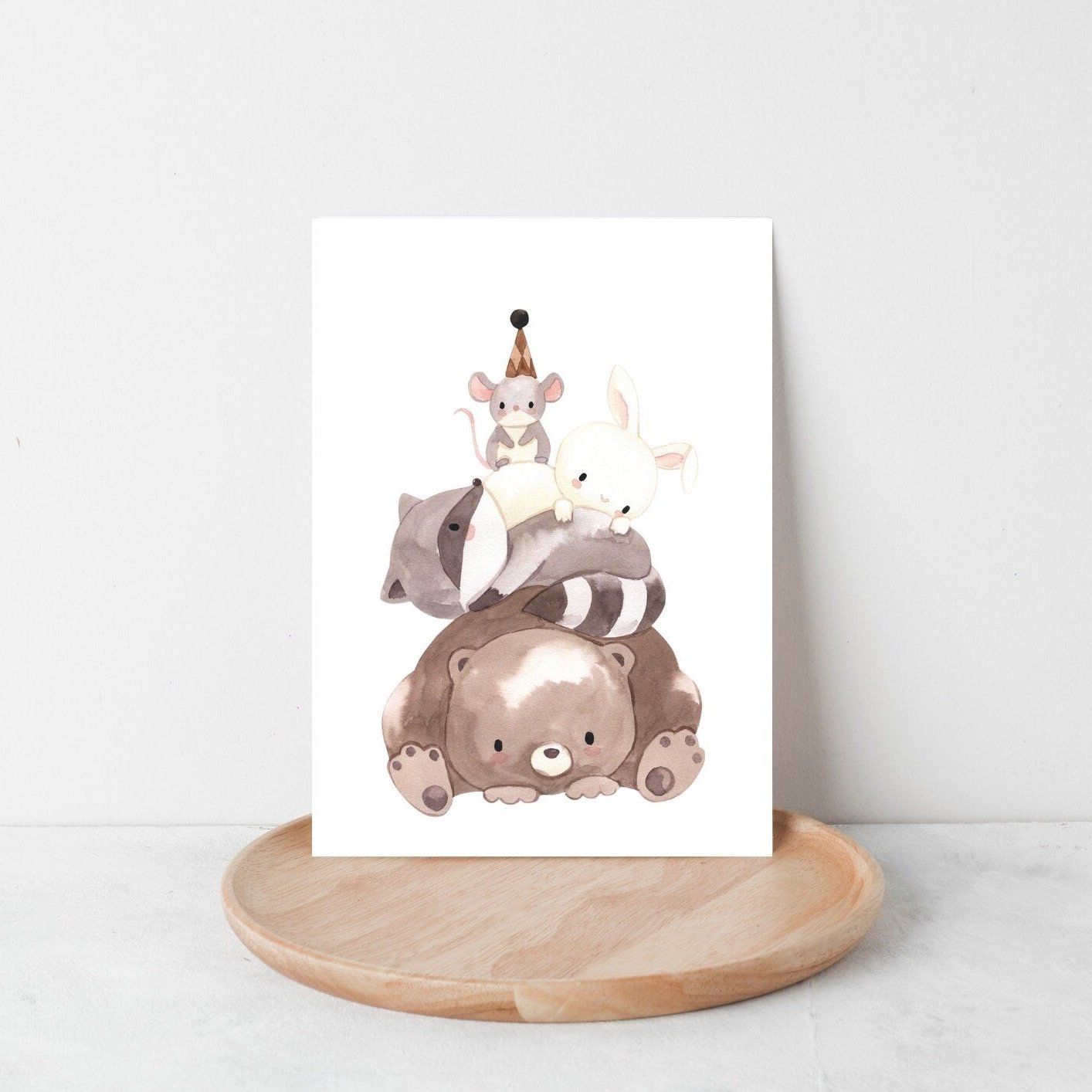 Karte Kindergeburtstag Tierpyramide A6: Aquarell von Tieren, Bär, Hase, Maus, gedruckt auf hochwertigem, mattem 300g Naturpapier. Perfekt für Kindergeburtstagsgrüße.