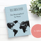 Reisetagebuch für Paare Herzabenteuer. Hellblau mit schwarzer Weltkarte und kleinen weißen Herzen. Perfekt für Hochzeitsreise und Abenteuer zu zweit. 2. Wahl