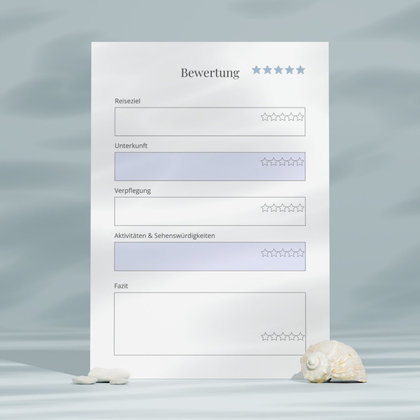 Reiseplaner zum Ausdrucken und digital verwenden Hellblau A4 & A5: Nahaufnahme eines Formulars mit Muschel und Stern, ideal für Reiseplanung und Erinnerungen.