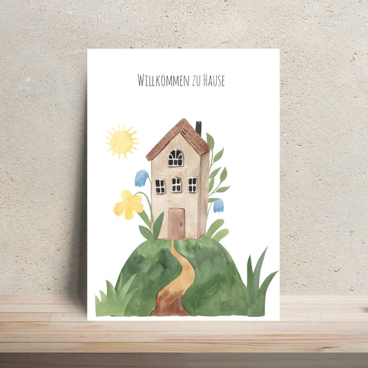 Postkarte mit Aquarellmotiv eines Hauses auf einem Hügel, gedruckt auf hochwertigem, mattem 300g Naturpapier, Größe A6, beschreibbar und bestempelbar, ideal für Einzug/Umzug.