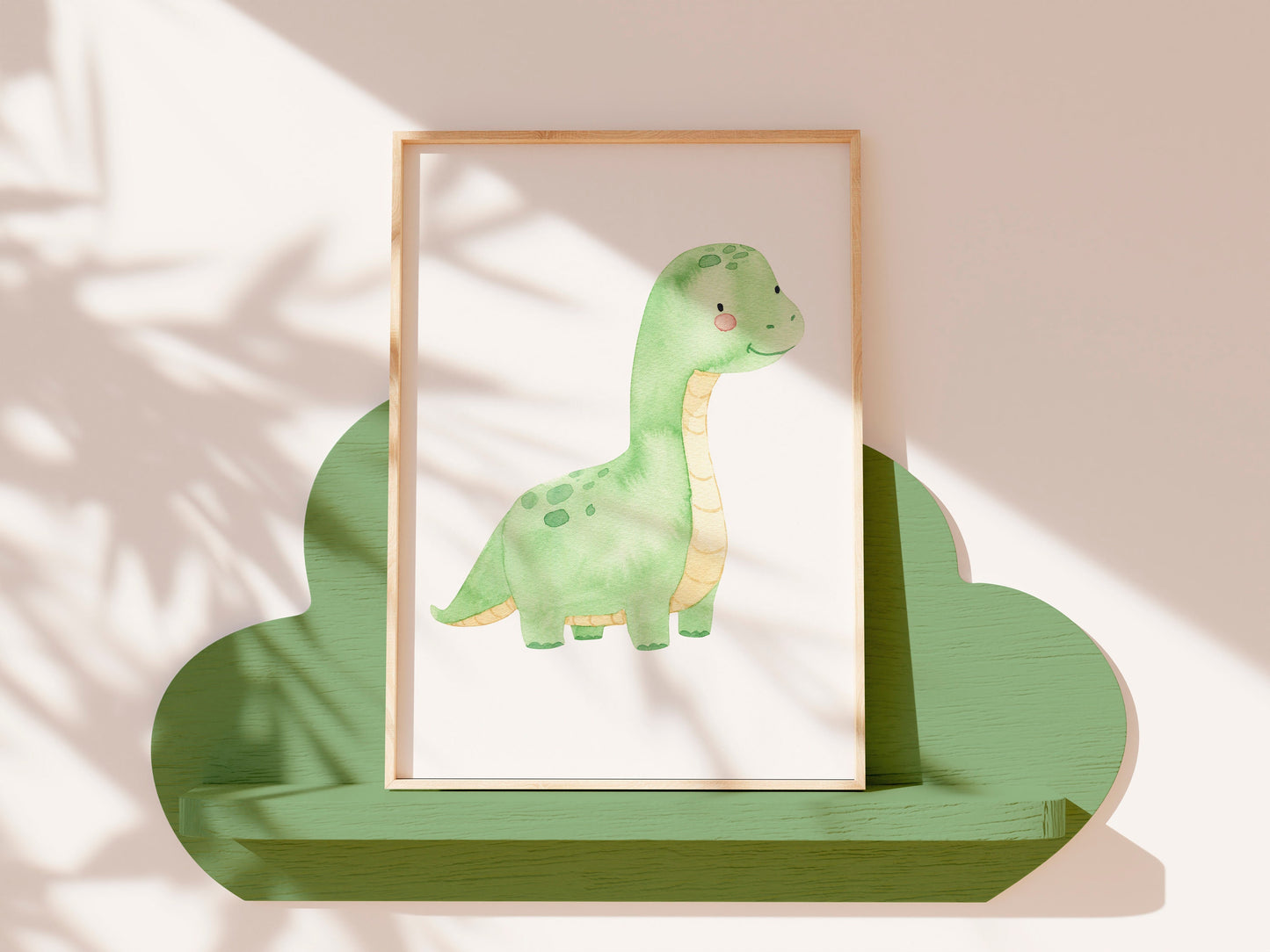 Poster Dinosaurier Hellgrün A4 & A3: Ein grüner Dinosaurier auf einem weißen Hintergrund, ideal für die Kinderzimmerdekoration oder als Geschenk.