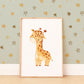 Posterset Safari Löwe, Elefant, Giraffe A4 & A3 - Wandbild mit handgemalter Giraffe auf hochwertigem Naturpapier, perfekt für Kinderzimmer-Dekoration oder als Geschenk.