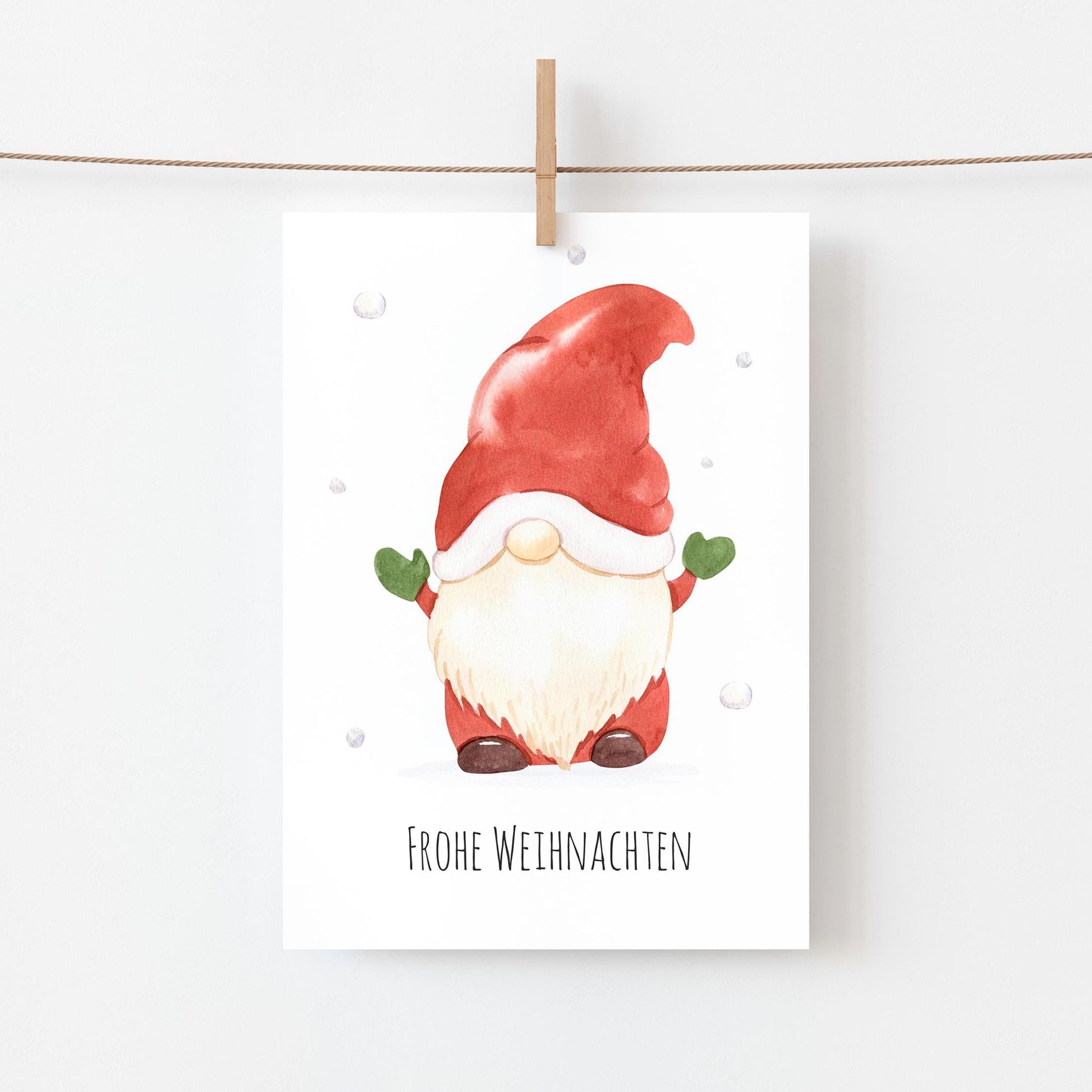 Weihnachtskarte Weihnachtsgnom Frohe Weihnachten A6: Karte mit Aquarellgnom und Frohe Weihnachten Schriftzug, gedruckt auf hochwertigem, stabilem 300g Naturpapier, beschreibbar und bestempelbar.