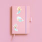 Sticker Meerjungfrau silber: Pinkes Notizbuch mit Aufklebern von Meerjungfrauen. Ideal für Bullet Journals oder Hefte, spritzfest und langlebig.