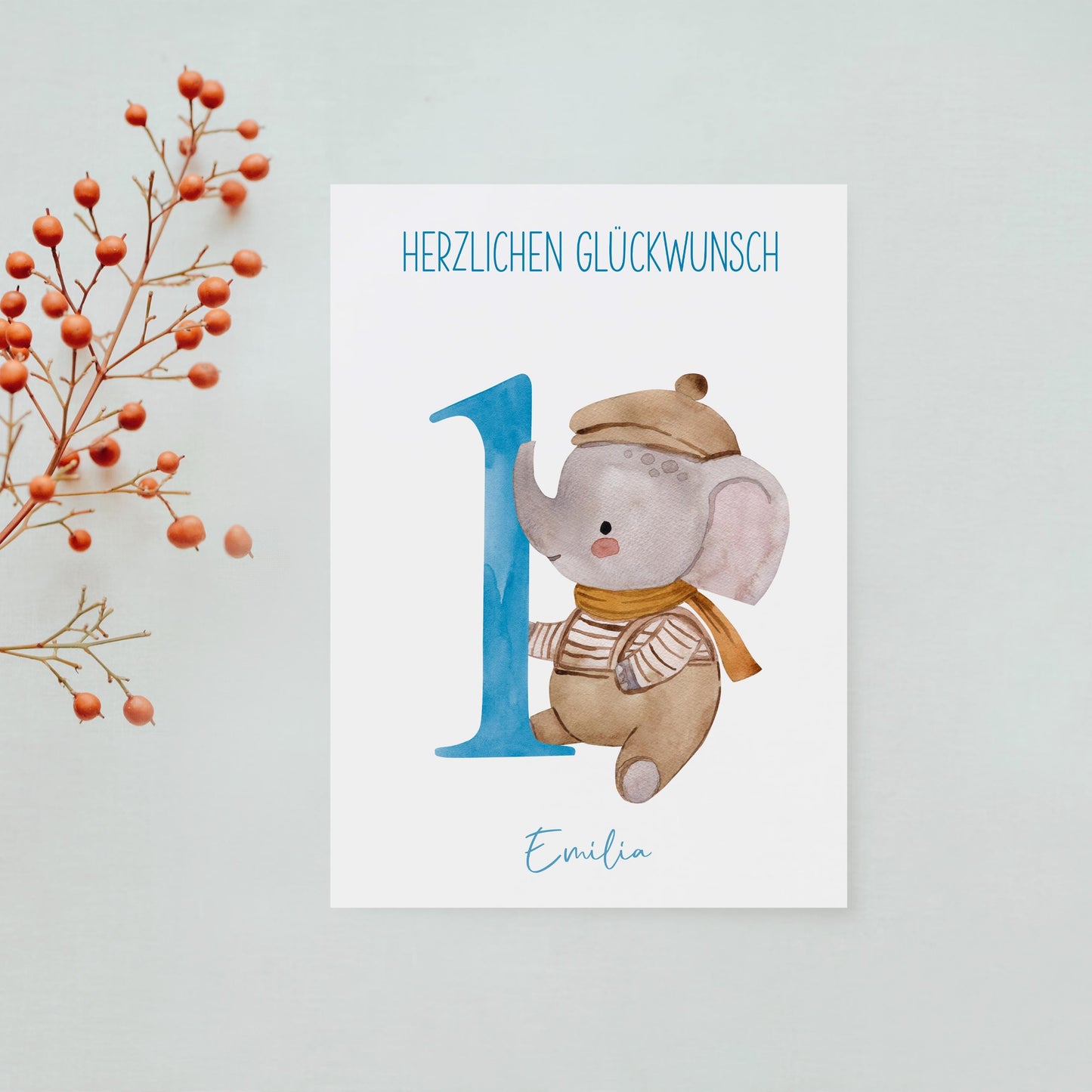 Personalisierte Geburtstagskarte Elefant A6 mit niedlichem Elefanten im Vintage-Stil neben der Zahl „1“ und „Herzlichen Glückwunsch Emilia“ in Wasserfarbe.